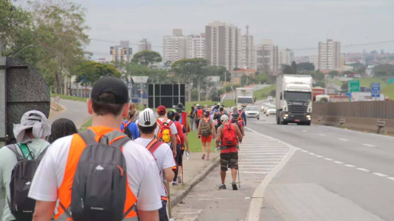 IA da PRF contará fieis em peregrinação na Dutra