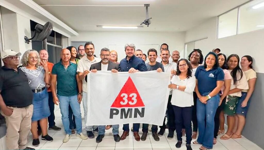 Celso Cunha toma posse como presidente do PMN no Cabo. Foto: Reprodução/ Instagram